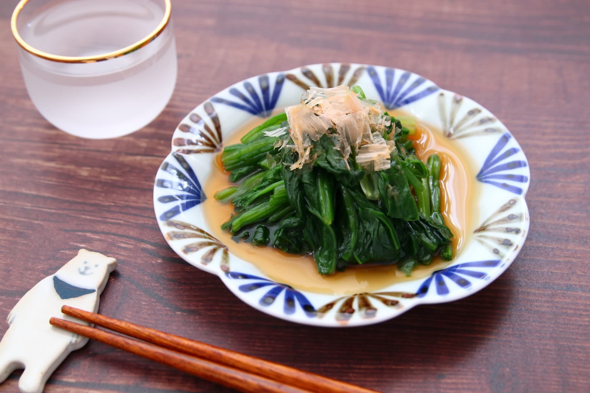ほうれん草のおひたしの盛り付け写真｜おひたしの意味と魅力を調理師が解説