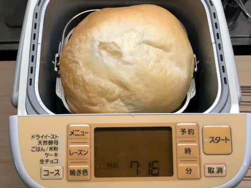 杏仁霜の食パン （杏仁霜8％）
