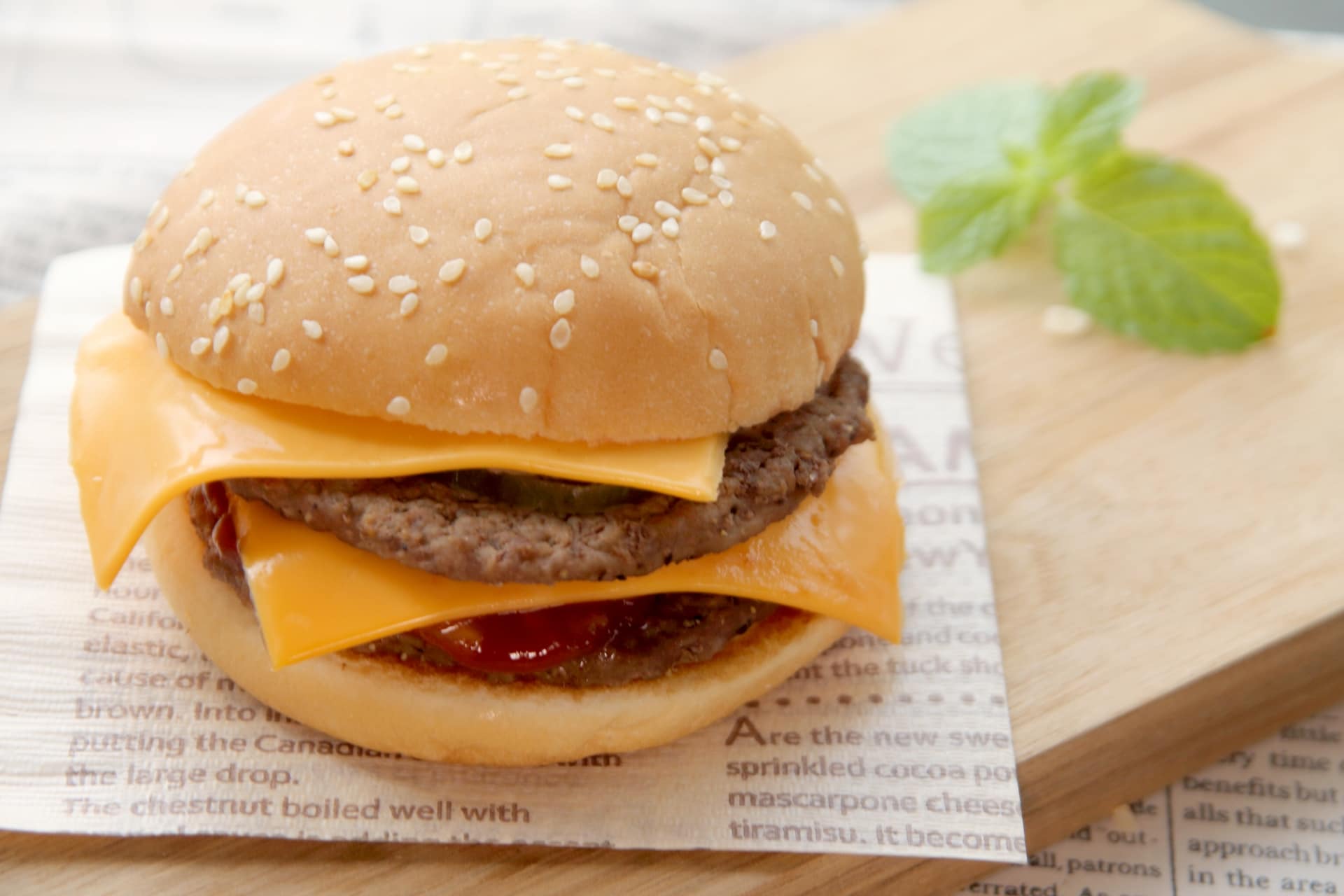 伊賀市の人気チェーン店で食べられるハンバーガー