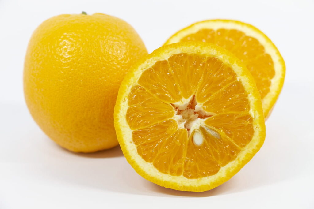 バレンシアオレンジの写真 果汁豊富でジュースに最適な春〜秋のオレンジ
