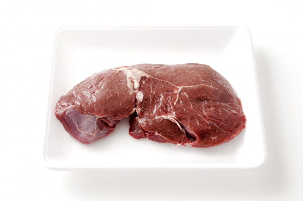 牛肉 外モモ（Bottom Round）｜赤身が多く筋繊維がはっきり見える