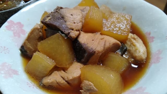 「冬の味覚の王様」ぶりを鰤大根に