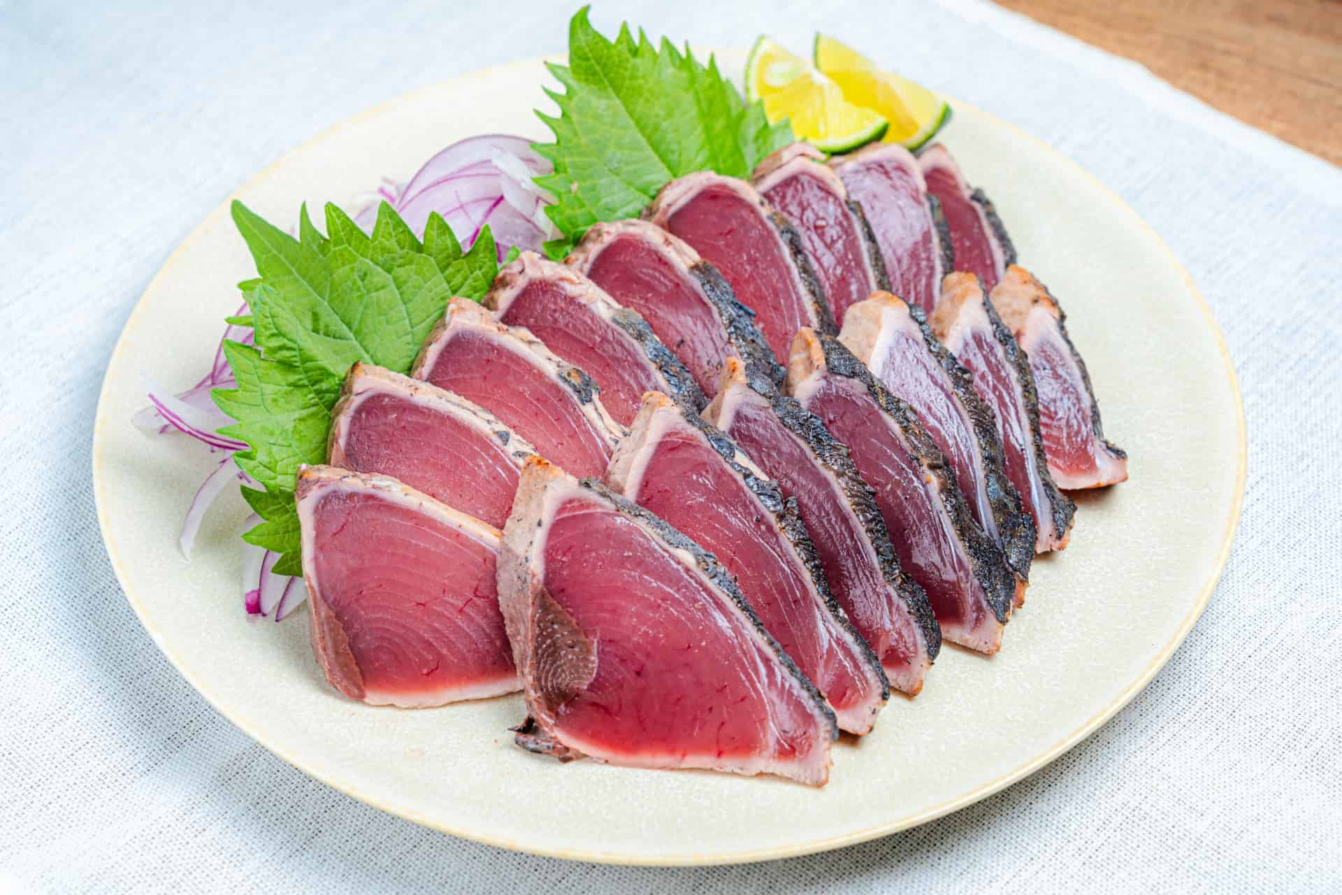 春が旬の魚介類-初鰹