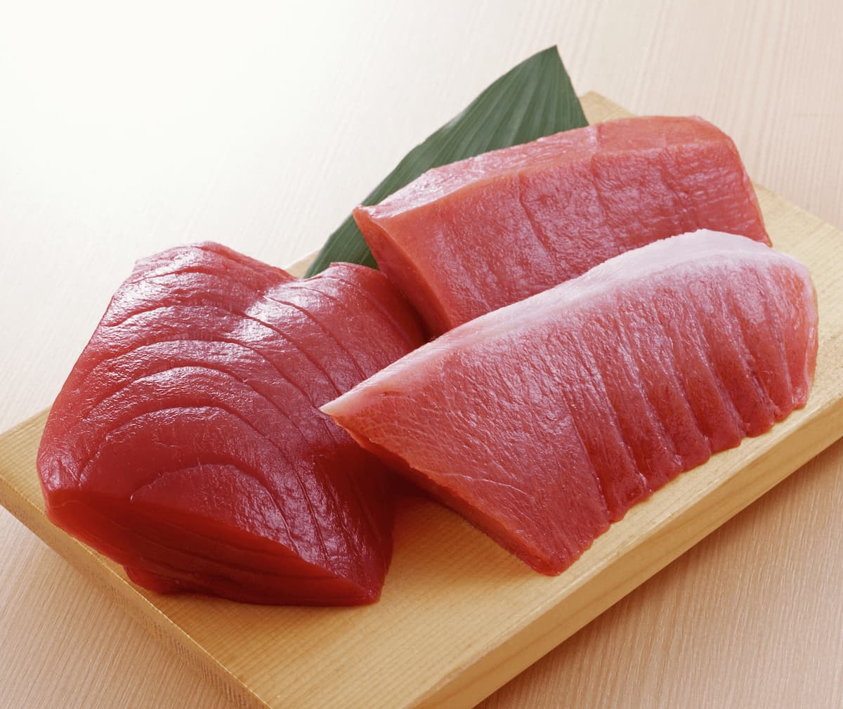 マグロの赤身・中トロの柵