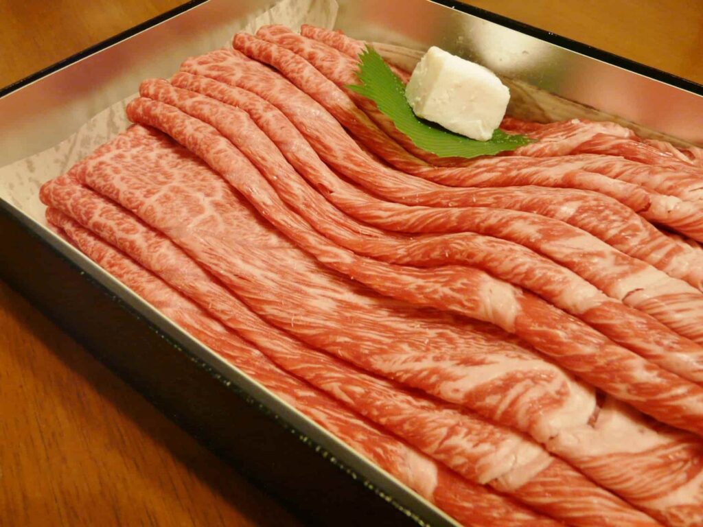 近江牛のすき焼き用スライス肉｜箱入り高級ギフトセット