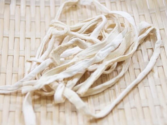 干瓢　かんぴょう（Dried gourd shavings）