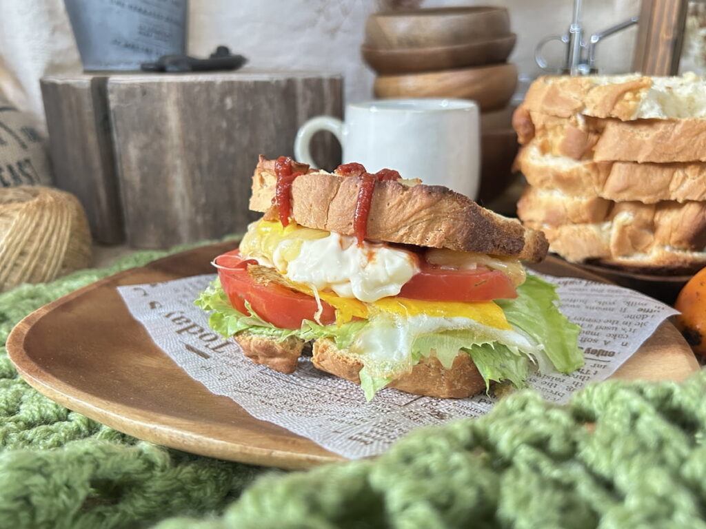 伊賀のカフェで味わうおしゃれなサンドイッチ