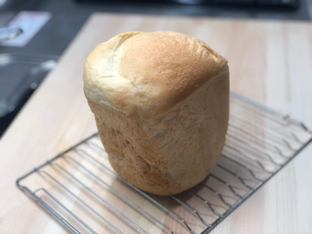 魔法庵の食パンミックスを家庭用ホームベーカリーで焼いた実際の仕上がり