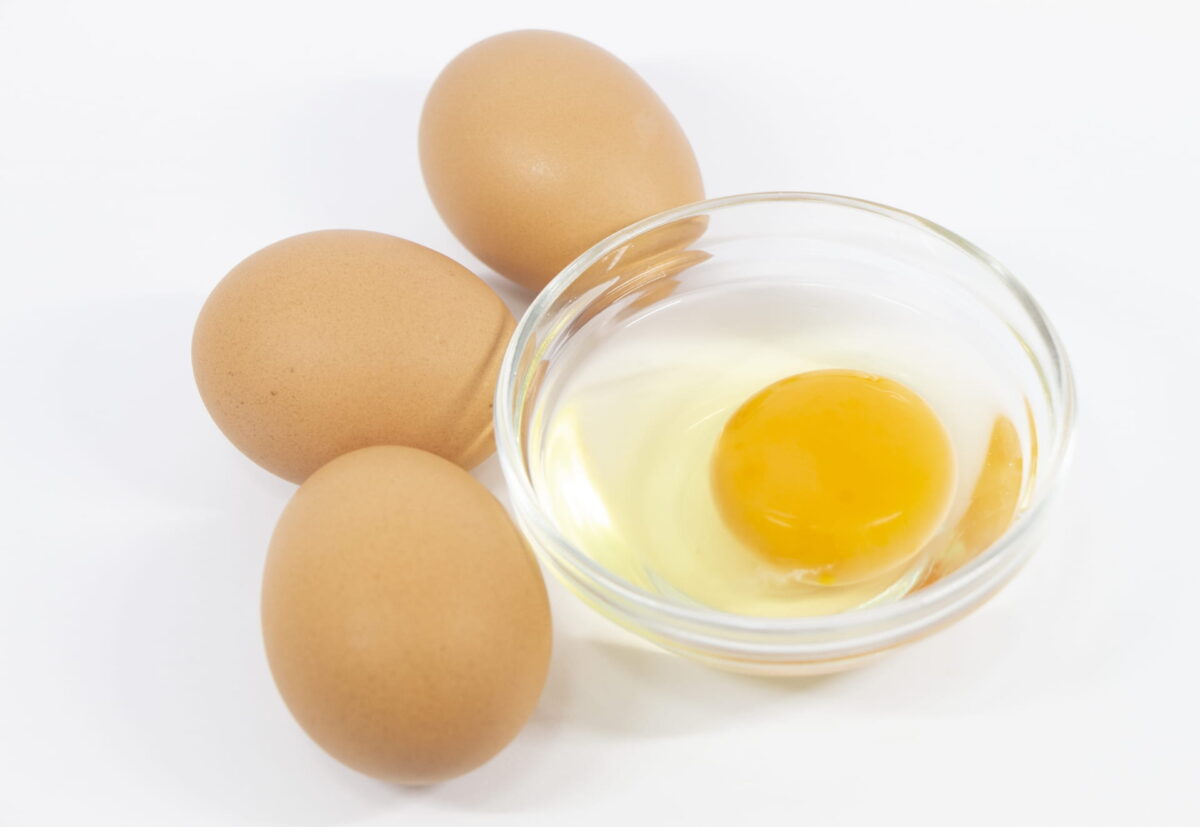 鶏卵(卵類のビタミンD含有量ランキングの代表例)