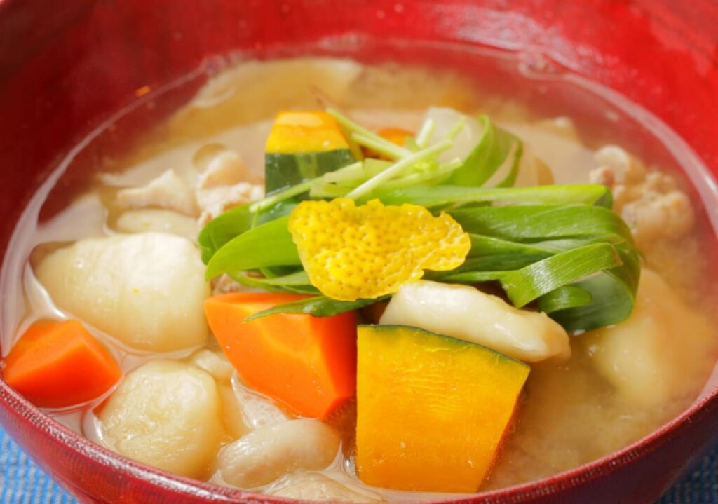 具だくさんのの味噌汁