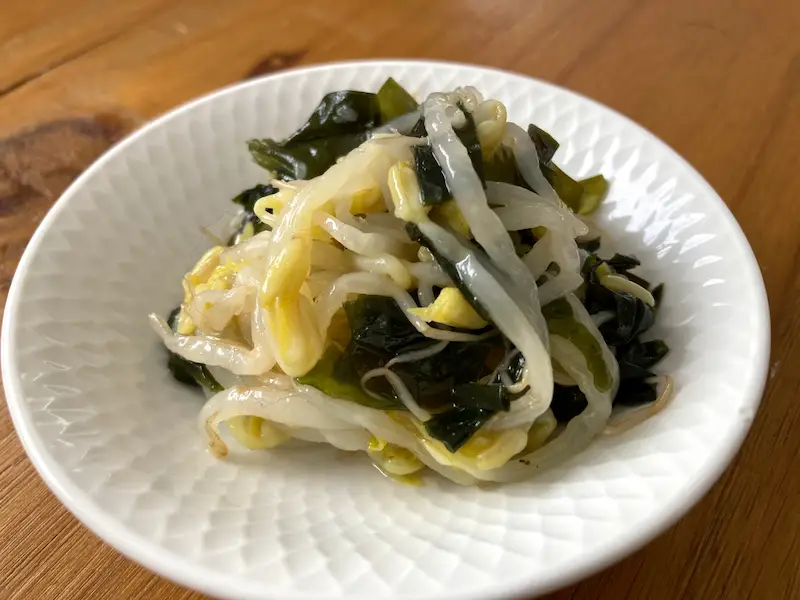 もやしとワカメのナムル